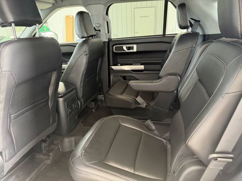 Used 2023 Ford Explorer XLT w/ Equipment Group 202A AWD/4WD image 26