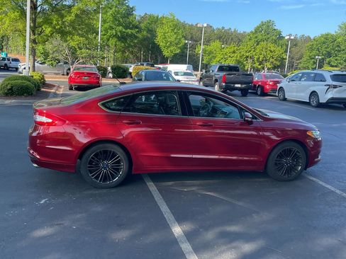 Used 2014 Ford Fusion SE w/ Equipment Group 202A image 4