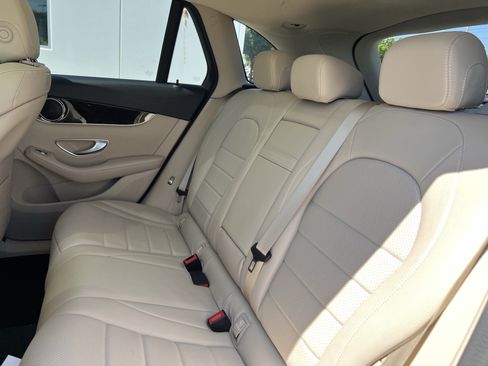 Used 2018 Mercedes-Benz GLC 300 image 33