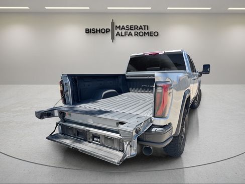Used 2024 GMC Sierra 2500 AT4X w/ AT4X AEV Edition AWD/4WD image 5