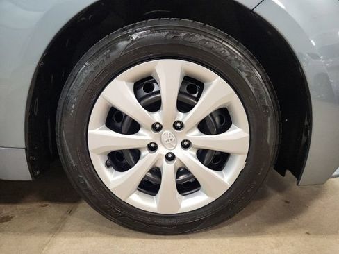 Used 2024 Toyota Corolla LE FWD image 32