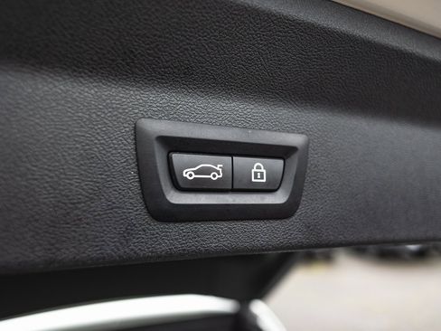 Used 2022 BMW X3 xDrive30i w/ Convenience Package image 37