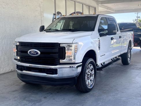 Used 2019 Ford F250 XL w/ Power Equipment Group image 4