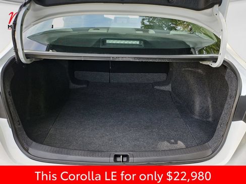 Used 2025 Toyota Corolla LE FWD image 19