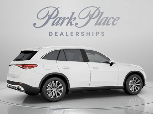 Certified 2026 Mercedes-Benz GLC 300 image 23