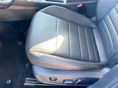 Used 2024 Volkswagen Jetta SE image 18