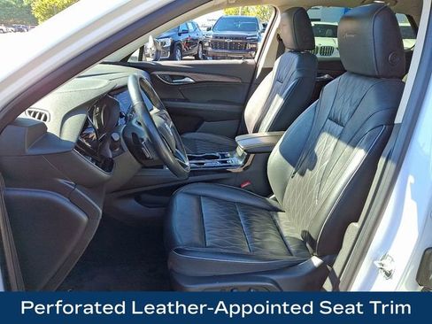 Used 2021 Buick Envision Avenir image 18