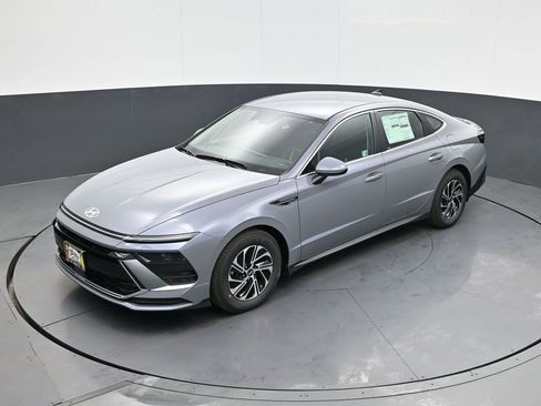 New 2026 Hyundai Sonata Blue image 13