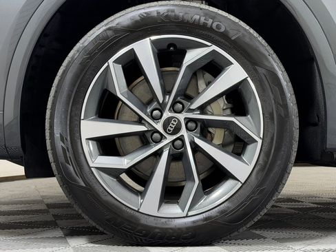 Used 2023 Audi Q5 2.0T Premium Plus w/ Premium Plus Package image 12