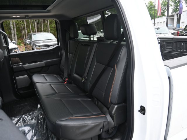 Used 2025 Ford F350 Lariat w/ Lariat Ultimate Package AWD/4WD image 35