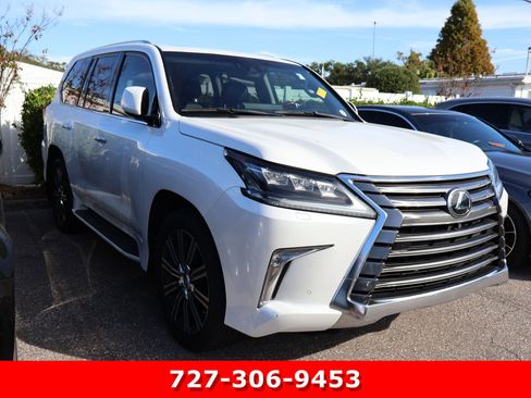 Used 2018 Lexus LX 570 4WD image 3