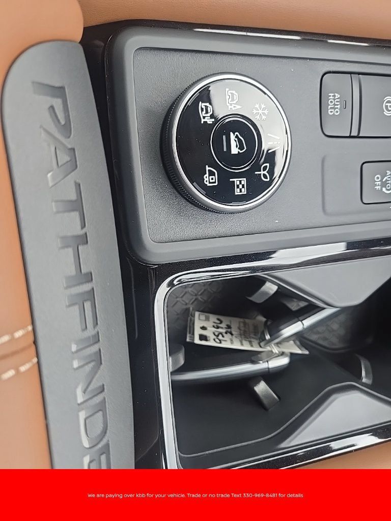 New 2026 Nissan Pathfinder Platinum w/ Accent Package AWD/4WD image 17