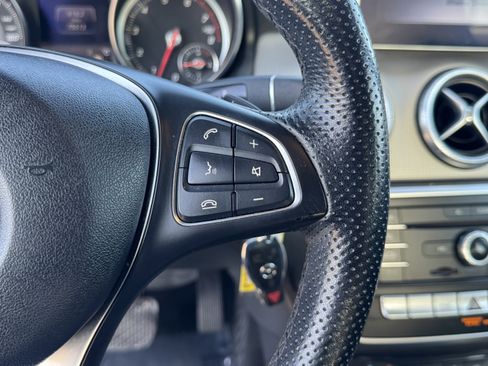 Used 2019 Mercedes-Benz CLA 250 image 23