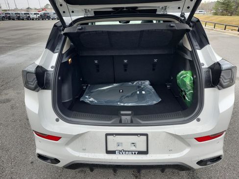 New 2026 Buick Encore GX Avenir w/ Avenir Technology Package image 9