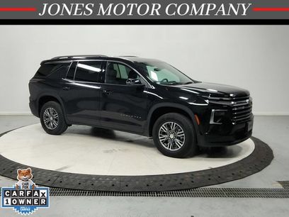 Used 2024 Chevrolet Traverse LT