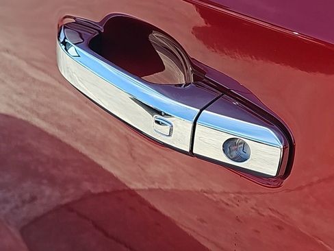 New 2026 GMC Sierra 1500 SLT w/ SLT Premium Plus Package image 10