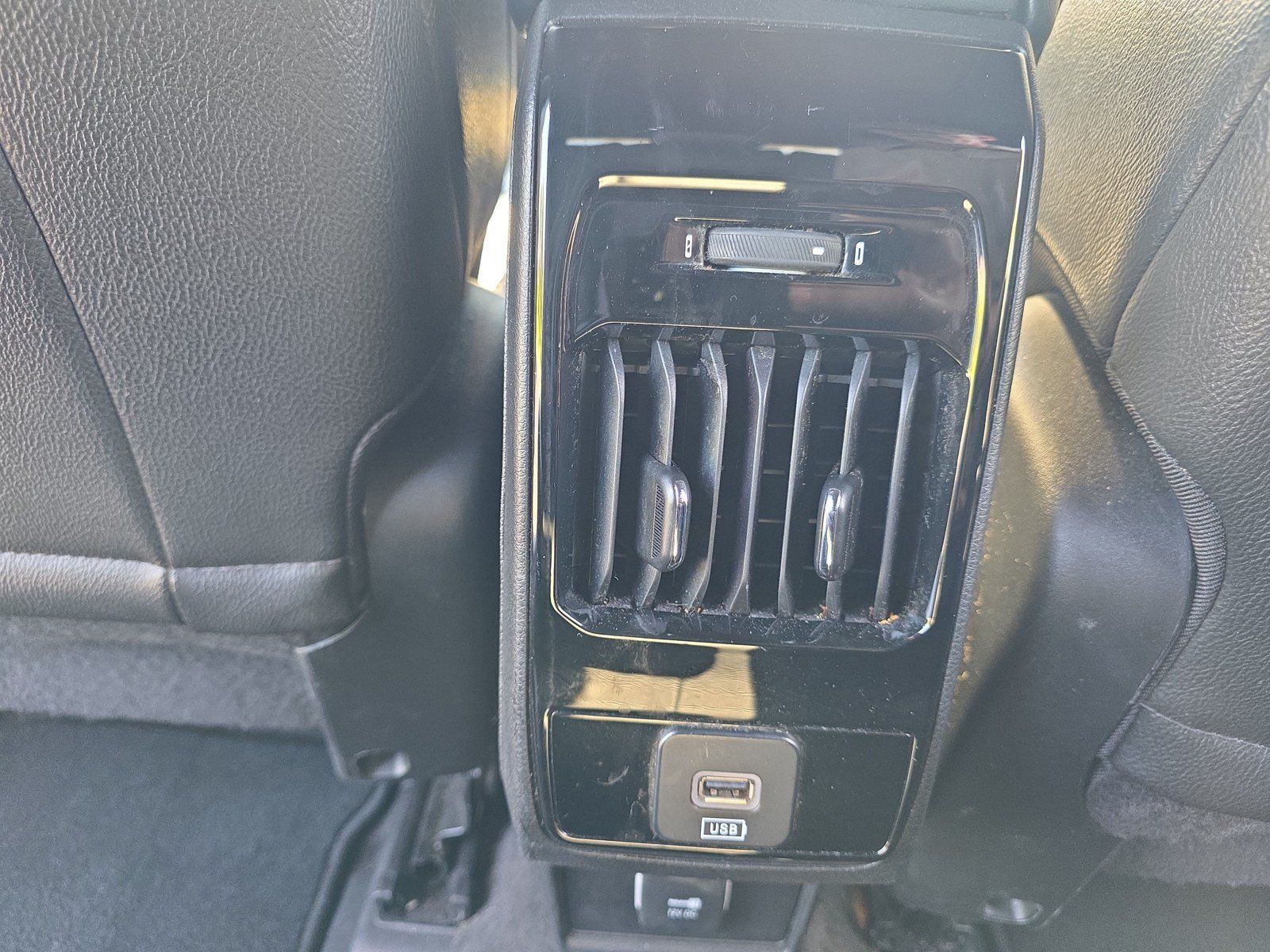 Used 2024 Jeep Compass Latitude AWD/4WD image 20