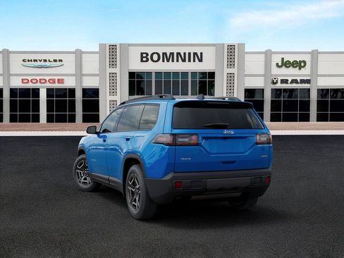 New 2026 Jeep Cherokee Laredo image 3