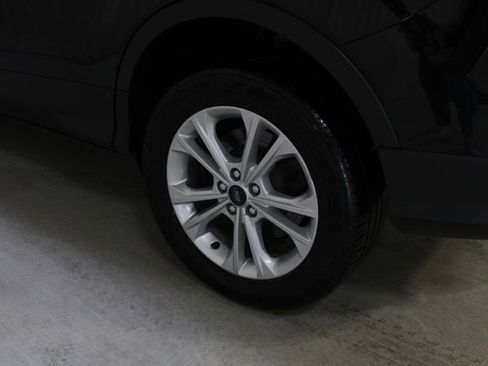 Used 2017 Ford Escape SE image 29