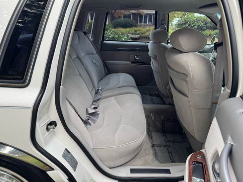 Used 1996 Lincoln Town Car Signature image 13