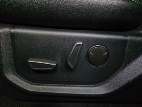 Used 2021 Ford F350 Lariat w/ Tremor Off-Road Package image 34