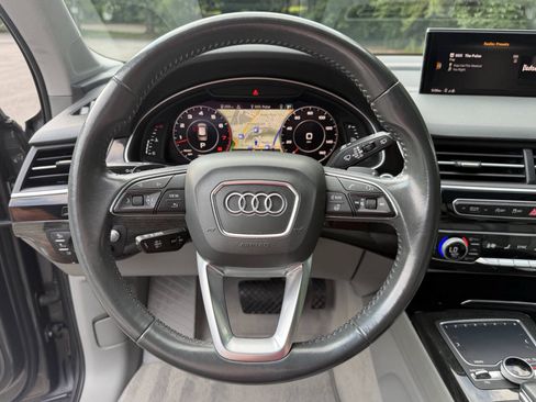 Used 2017 Audi Q7 3.0T Prestige AWD/4WD image 10