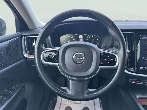 Used 2019 Volvo S60 T6 Momentum w/ Multimedia Package AWD/4WD image 21