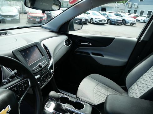 Used 2023 Chevrolet Equinox LS w/ LPO, Floor Liner Package AWD/4WD image 13