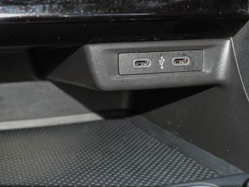 Used 2022 Volkswagen Jetta SE FWD image 15