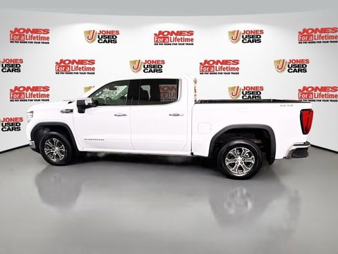 Used 2025 GMC Sierra 1500 SLT AWD/4WD image 13