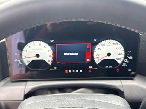 Used 2025 Ford Mustang GT RWD image 24