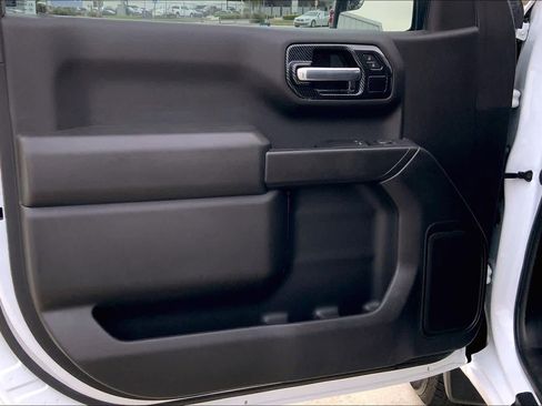 Certified 2024 GMC Sierra 1500 Pro w/ Pro Value Package image 32