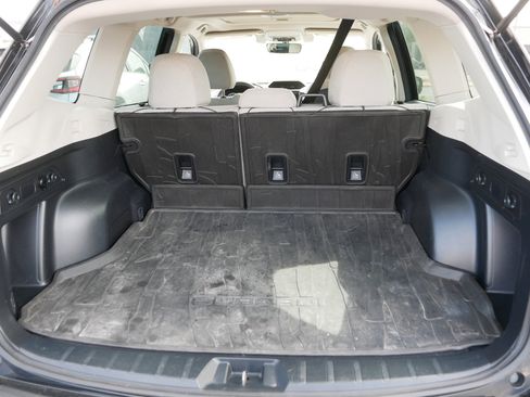 Used 2020 Subaru Forester Premium AWD/4WD image 18