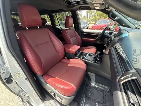 Used 2022 Lexus GX 460 Premium w/ Premium Package AWD/4WD image 27