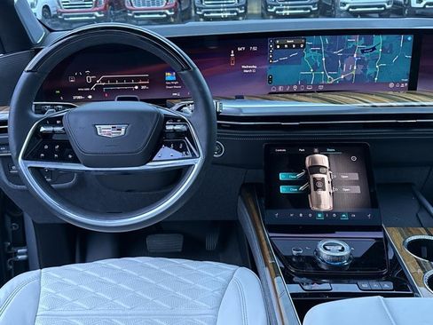 Used 2025 Cadillac Escalade ESV Premium Luxury Platinum w/ LPO, Floor Liner Package image 5