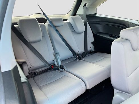 Used 2024 Honda Odyssey EX image 25