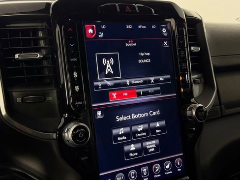 Used 2021 RAM 1500 Laramie w/ Sport Appearance Package image 19