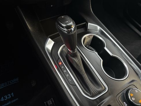 Used 2019 Chevrolet Traverse LT w/ LT Premium Package image 16