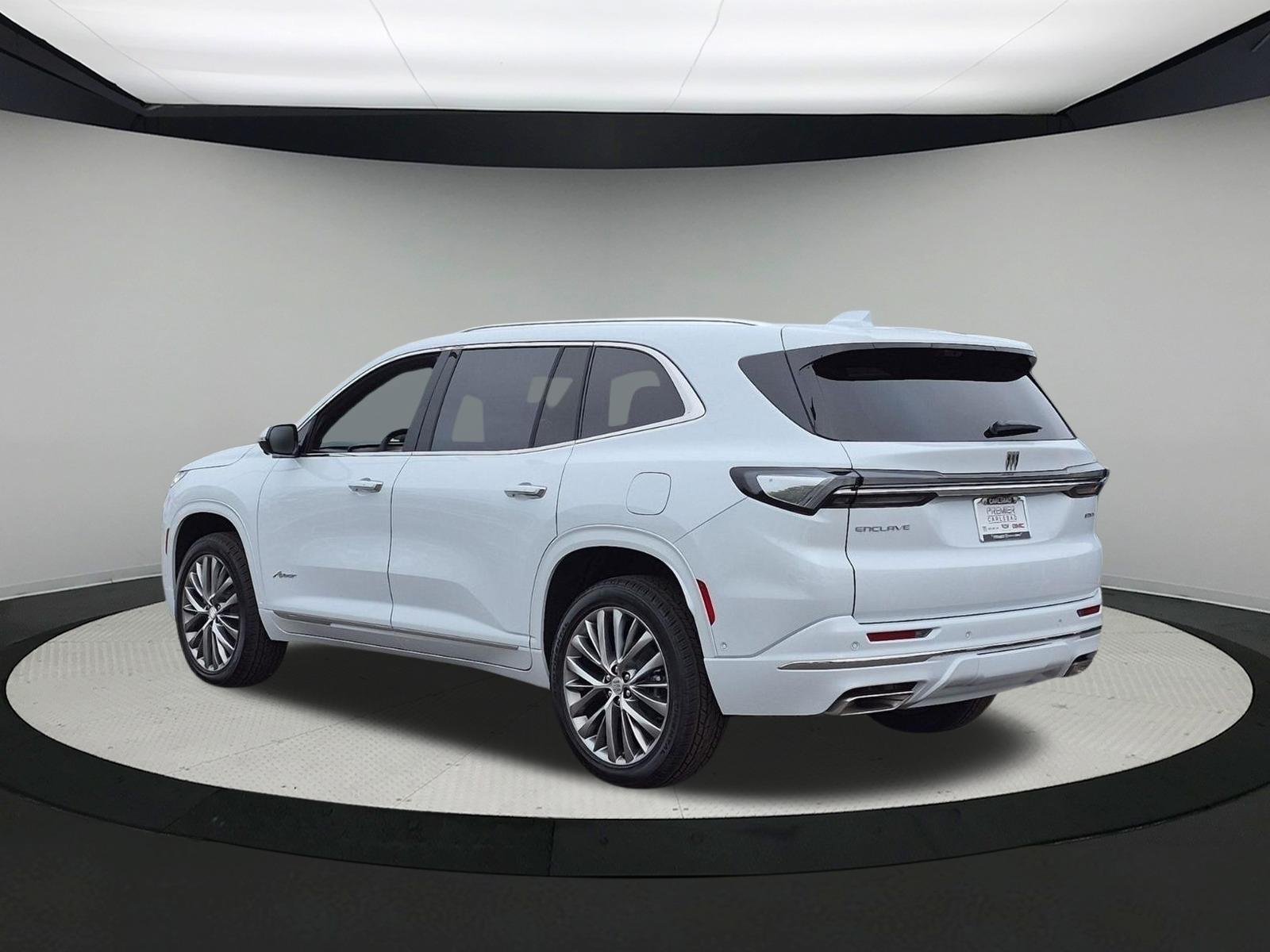 New 2026 Buick Enclave Avenir w/ Super Cruise Package FWD image 6