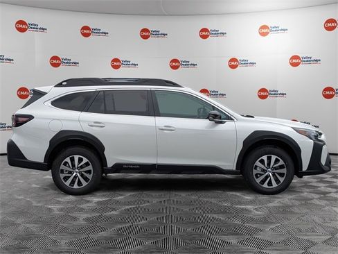 Certified 2025 Subaru Outback Premium image 4