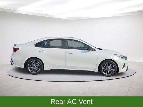 Used 2024 Kia Forte GT-Line w/ GT-Line Premium Package image 8