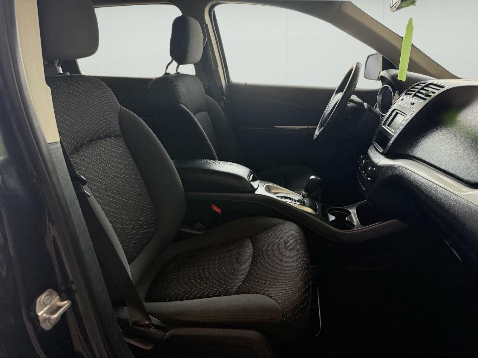 Used 2018 Dodge Journey SE w/ Blacktop Package FWD image 15