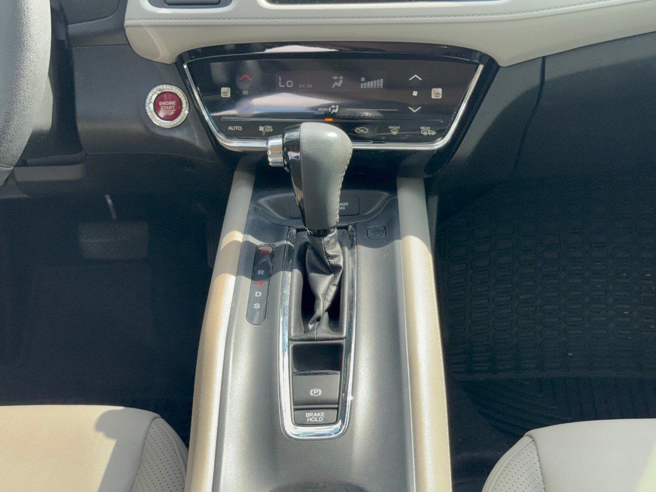 Used 2018 Honda HR-V EX-L image 21