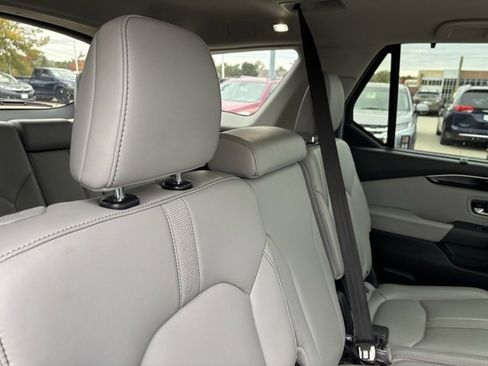 Used 2023 Honda Pilot EX-L image 28