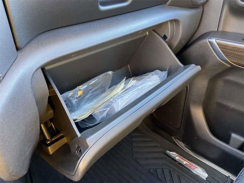 Used 2021 Chevrolet Silverado 1500 LT Trail Boss w/ LPO, Dark Essentials Package image 26