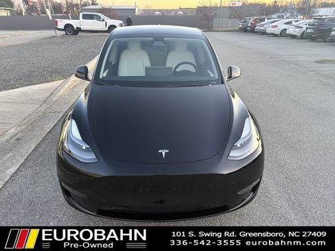 Used 2024 Tesla Model Y Long Range image 29
