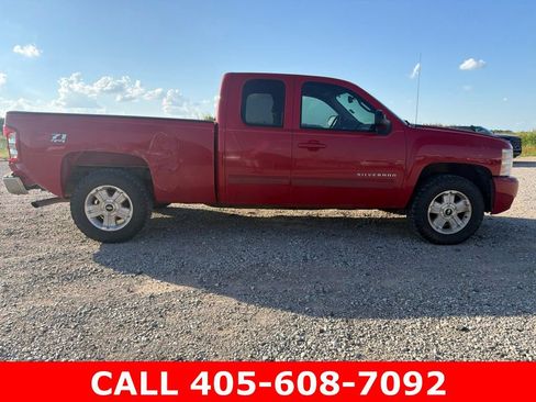 Used 2009 Chevrolet Silverado 1500 LTZ w/ Suspension Package, Off-Road AWD/4WD image 2