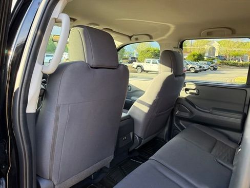 Used 2022 Nissan Frontier S w/ Technology Package RWD image 26