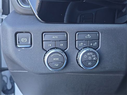 New 2026 GMC Sierra 1500 Elevation image 22