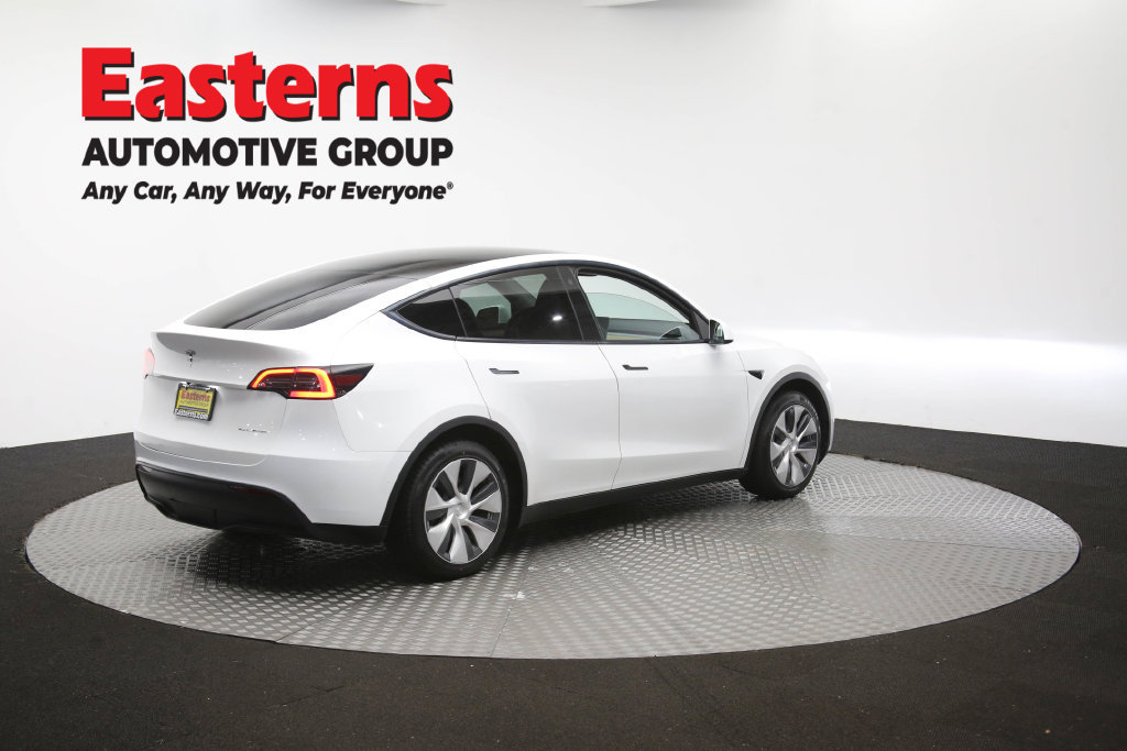 Used 2022 Tesla Model Y Long Range AWD/4WD image 39